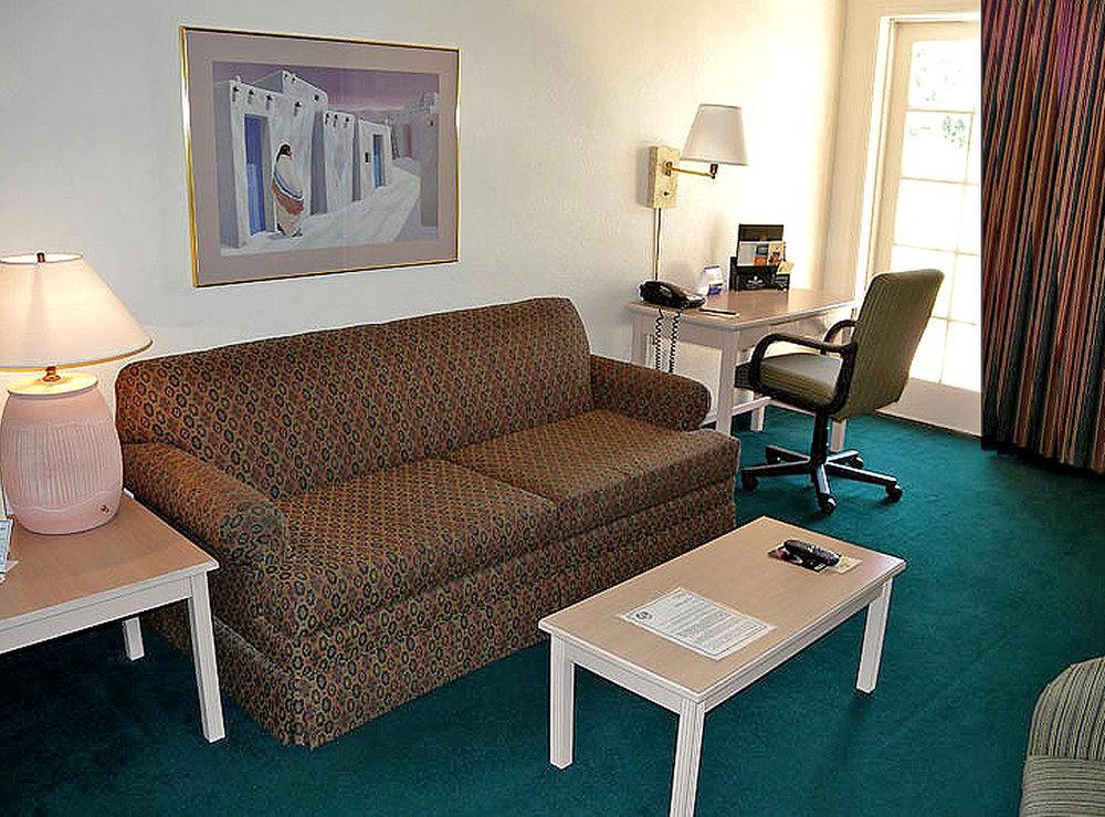 Windmill Suites Surprise - Phoenix, Ascend Hotel Collection Luaran gambar