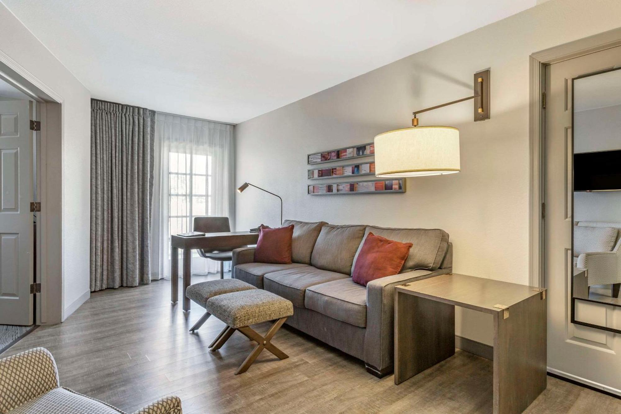 Windmill Suites Surprise - Phoenix, Ascend Hotel Collection Luaran gambar